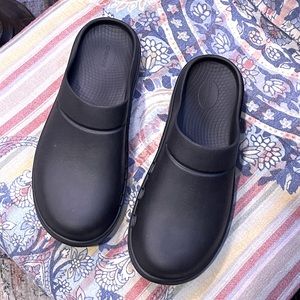 Oofos Clog Men’s 14